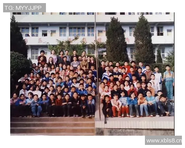 艾弗森回忆童年穿着风格独特自学成才的成长经历分享