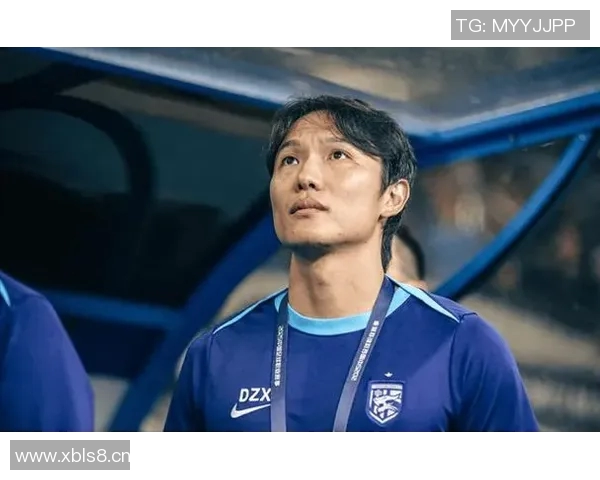 足球报消息称三镇暂无换帅计划邓卓翔与俱乐部沟通尚未深入