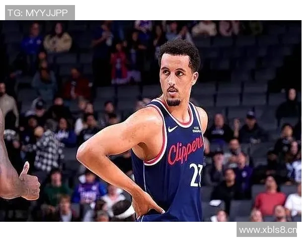 小鲍德温身高激增至213米快船队新星展现惊人潜力与成长 小鲍德温身高激增至213米快船队新星展现惊人潜力与成长