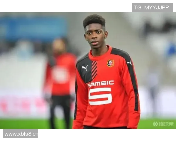 登贝莱荣归故里埃夫勒市展现金球奖荣耀回顾成长之路 登贝莱荣归故里埃夫勒市展现金球奖荣耀回顾成长之路