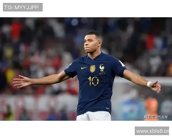 姆巴佩分享生活与比赛精彩瞬间展现轻松愉快的心情与状态