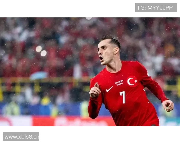 罗马俱乐部正式租借维拉前锋马伦并附带买断条款球员将身披14号战袍