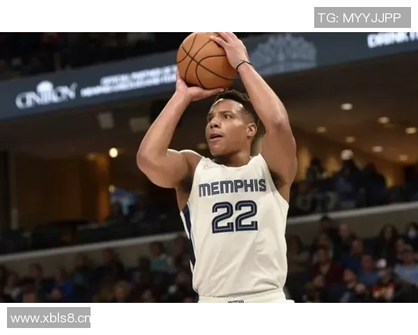 状元大热!全能前锋迪班萨狂砍43分三分球命中率高达80展现超强实力 状元大热!全能前锋迪班萨狂砍43分三分球命中率高达80展现超强实力