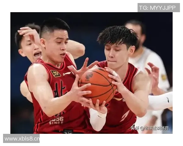 北京揭幕战大名单公布赵睿首秀周琦陈盈骏雷蒙方硕在列曾凡博缺席 北京揭幕战大名单公布赵睿首秀周琦陈盈骏雷蒙方硕在列曾凡博缺席